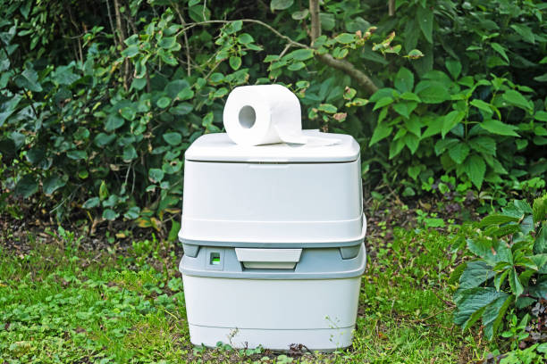 Best Porta potty delivery and setup  in Painesville, OH