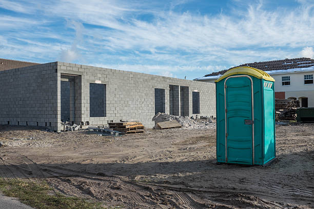 Best Portable restroom trailer rental  in Painesville, OH